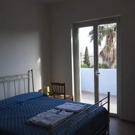 Azzurra Scale Of The Turks Apartment *